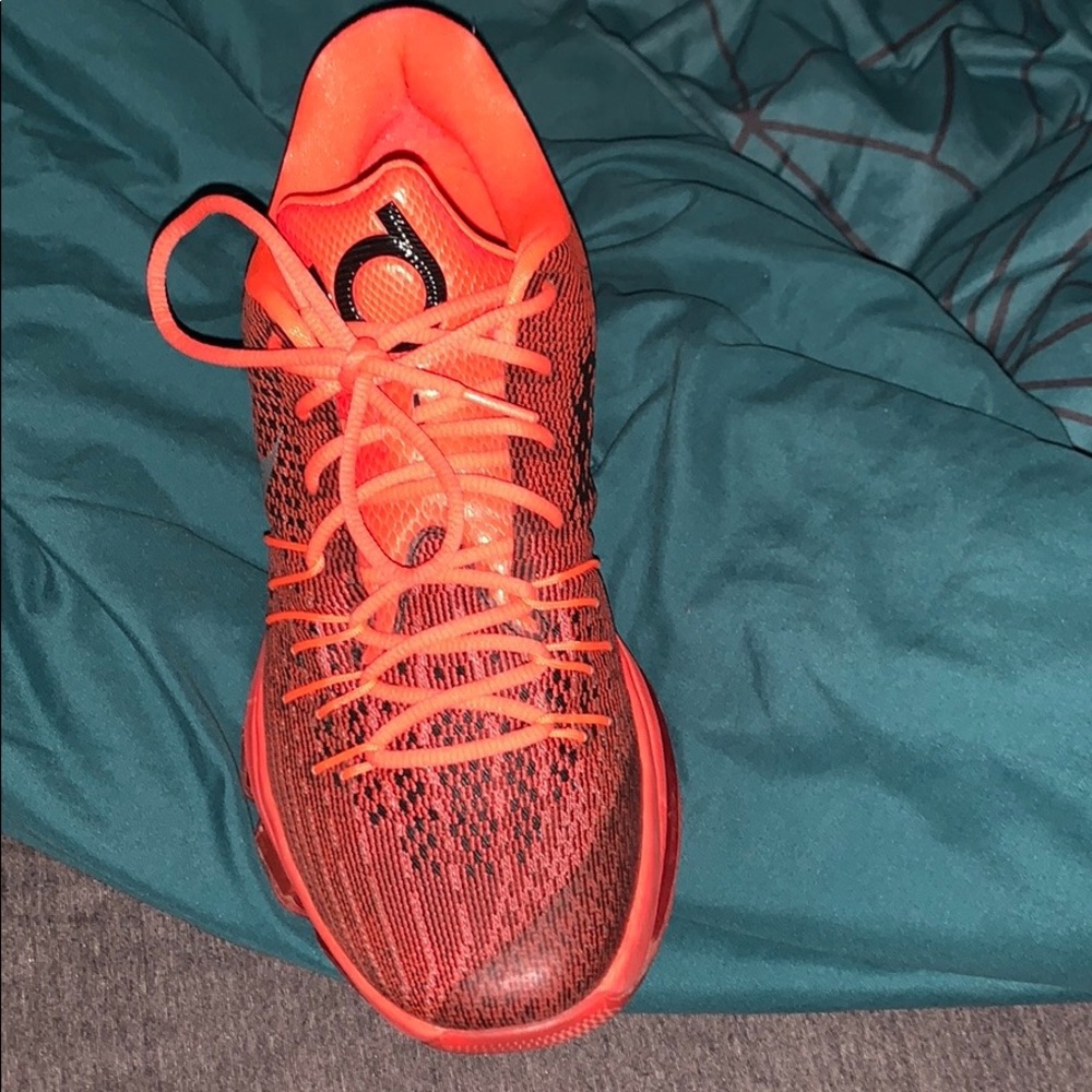 Shoes - Picture 2 of 3